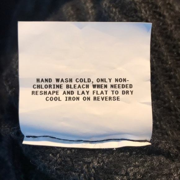 AGB BLACK SMALL LONG SLEEVED SWEATER - Picture 7 of 7